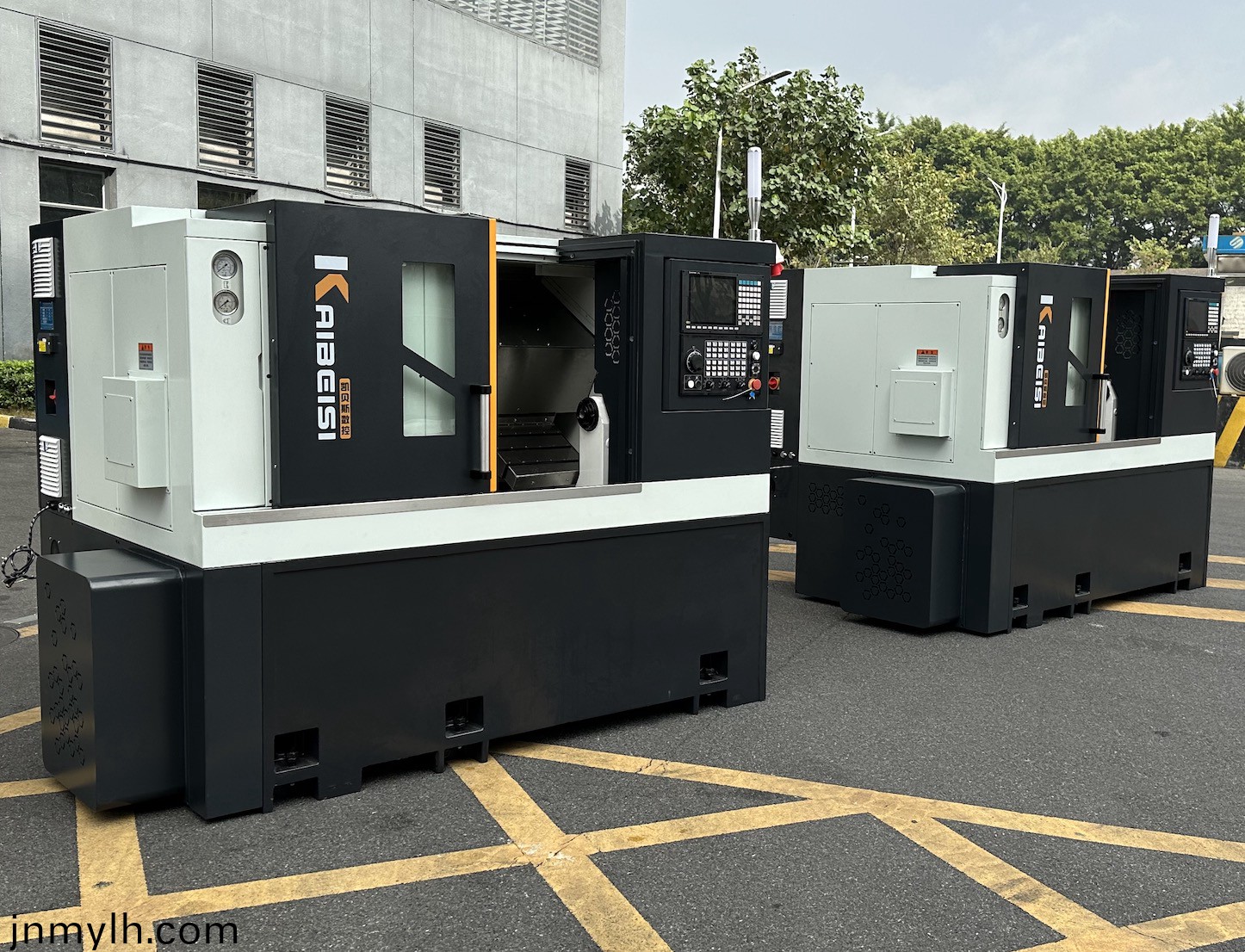 車銑(xian)復(fù)(fu)郃(he)機(jī)(ji)(無Y軸/帶尾(wei)座(zuo))